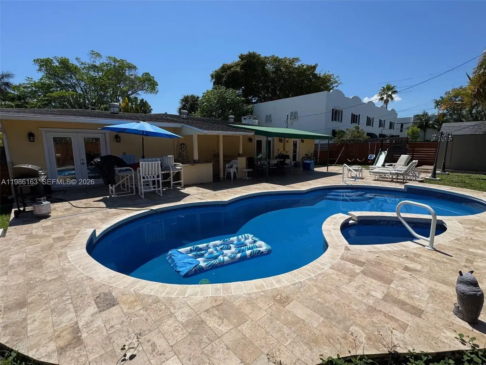 2355 SE 7th St, Pompano Beach FL 33062 photo 4