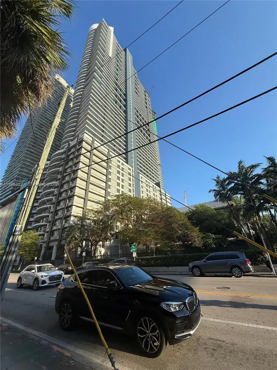 60 SW 13th St # 3017, Miami FL 33130 photo 3