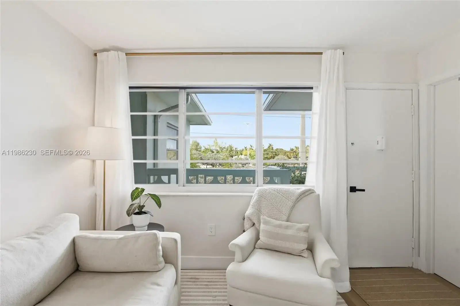1100 11th St # 405, Miami Beach FL 33139 photo 4