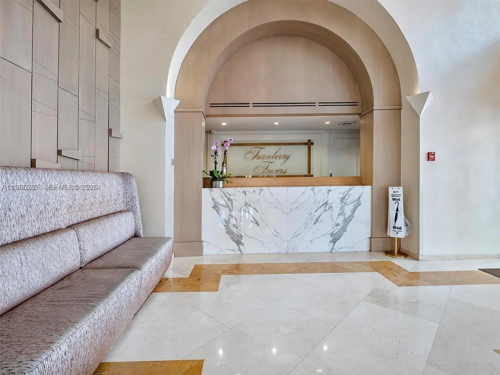 19355 Turnberry Way # 2E, Aventura FL 33180