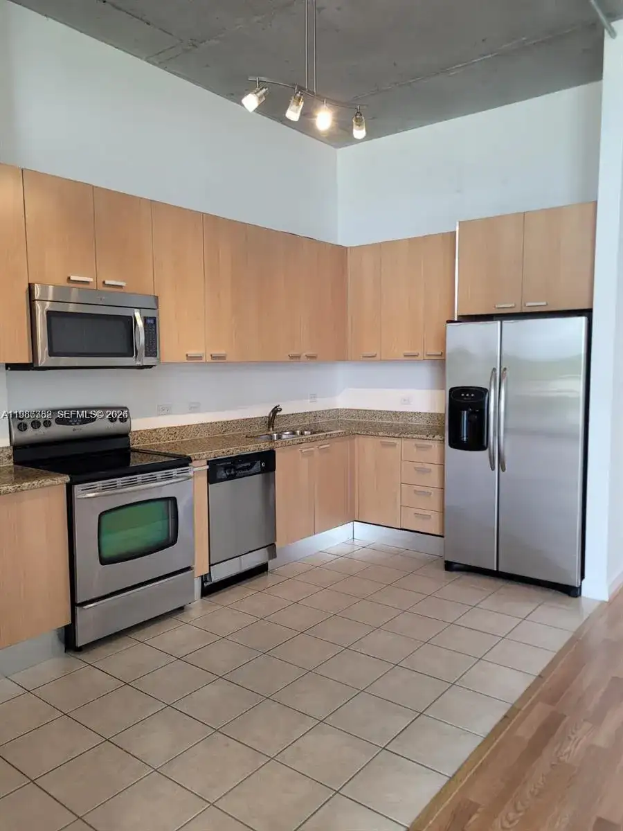 2100 Van Buren St # 501, Hollywood FL 33020 photo 2