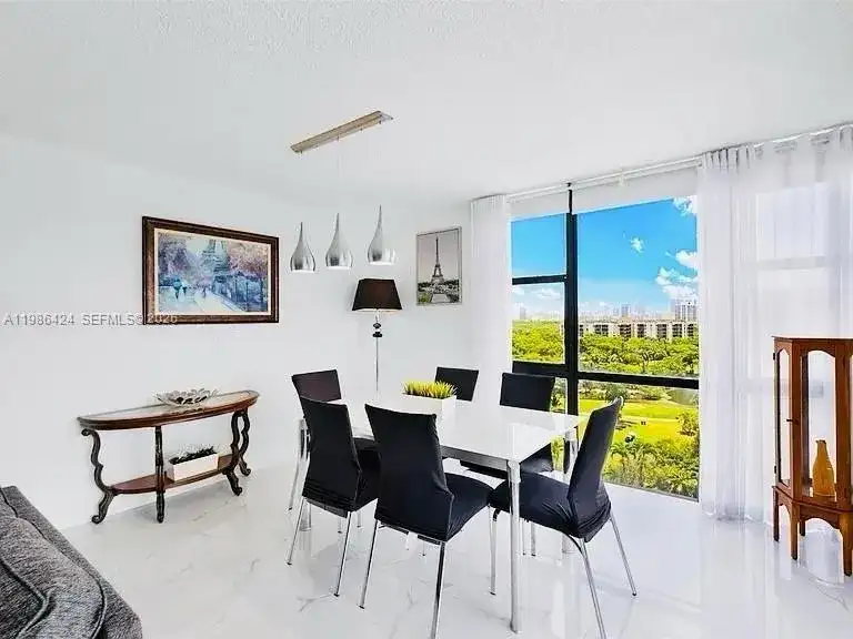 20301 W Country Club Dr # 1023, Aventura FL 33180 photo 3