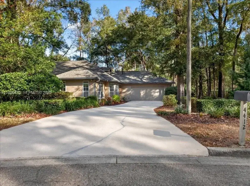 4412 SW 101st Dr, Gainesville FL 32608 photo 3