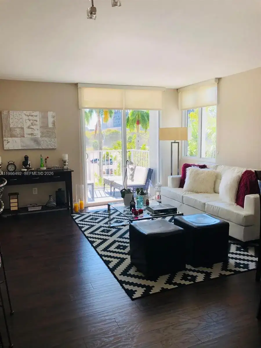 800 N MIAMI AVE # 303, Miami FL 33136 photo 4