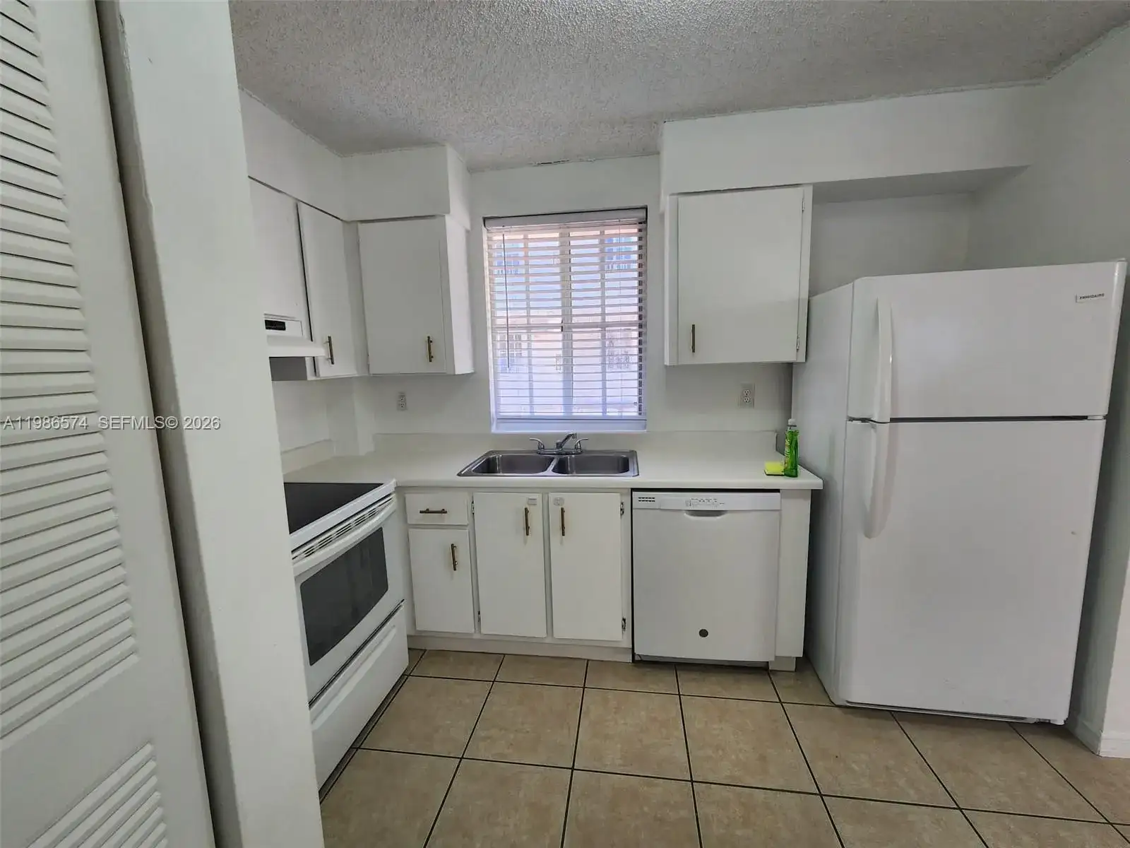 6195 NW 186th St # 309, Hialeah FL 33015 photo 4