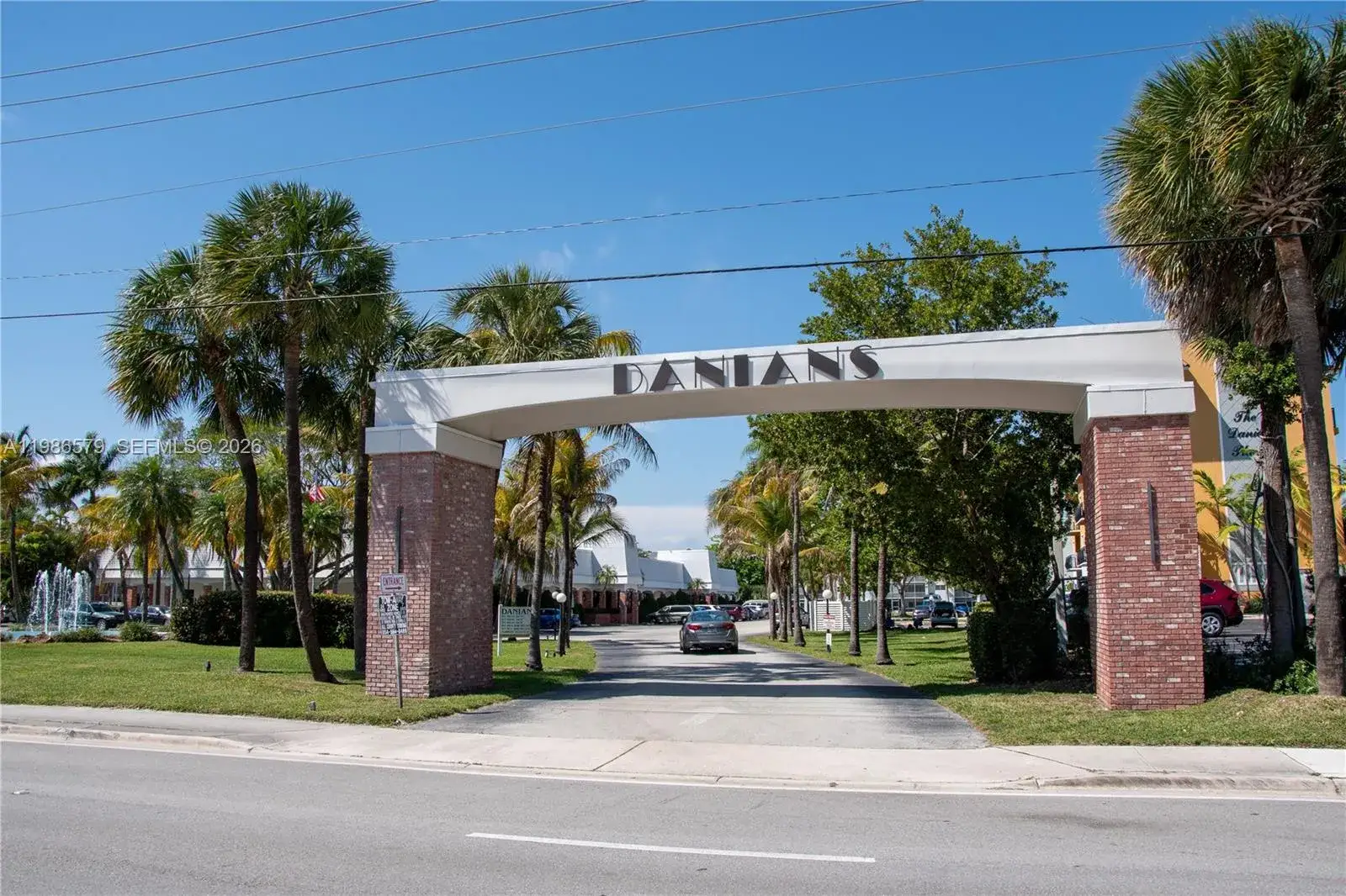 505 E Dania Beach Blvd # 2E, Dania Beach FL 33004