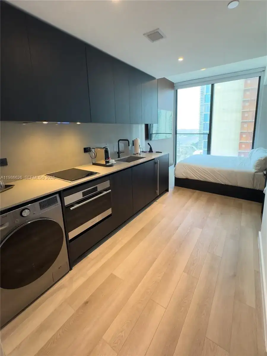 20 NE 11th St # 3006A, Miami FL 33132 photo 5
