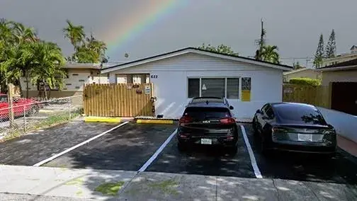 622 NE 6th St # 2, Hallandale Beach FL 33009
