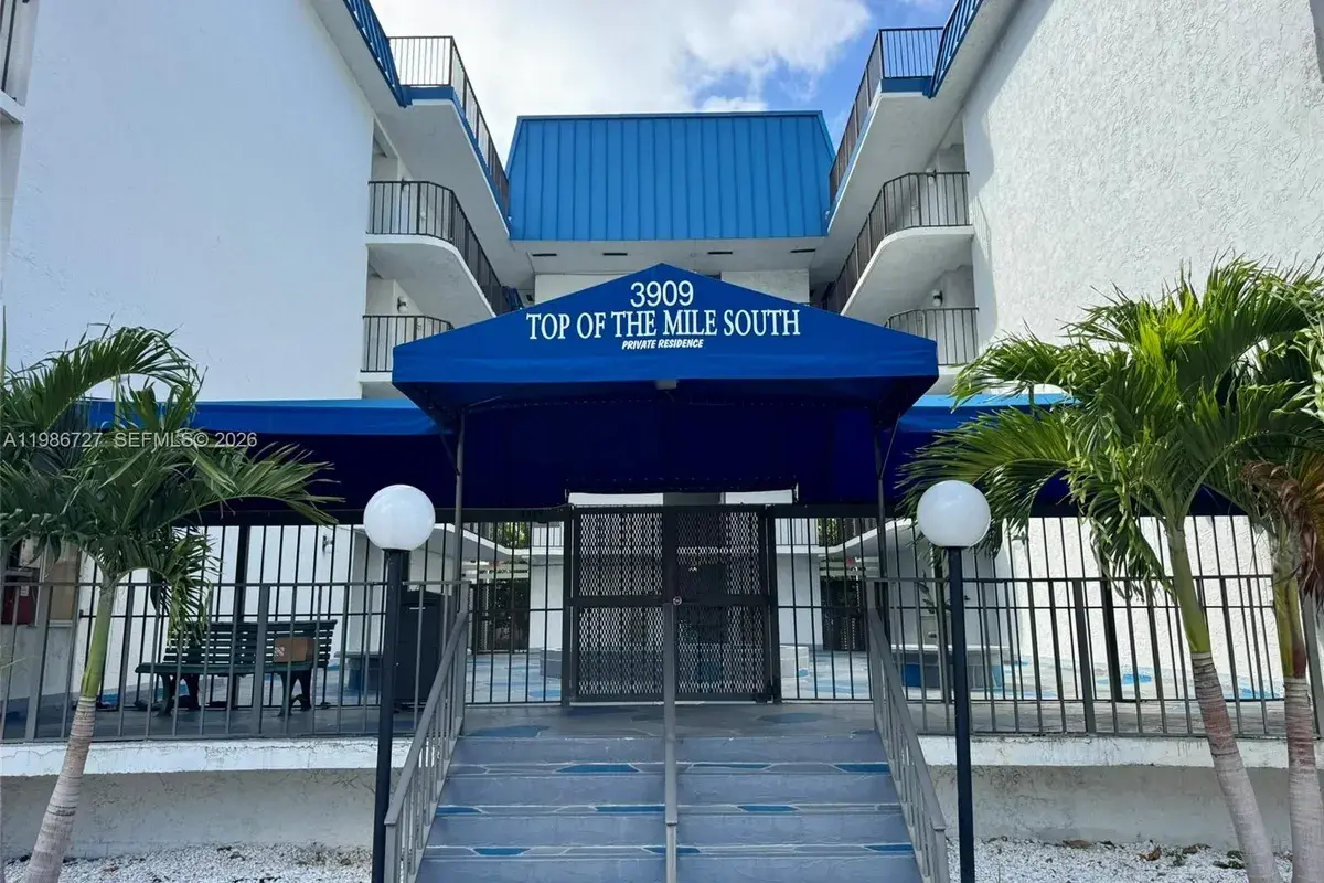 3909 N Ocean Blvd # 208, Fort Lauderdale FL 33308