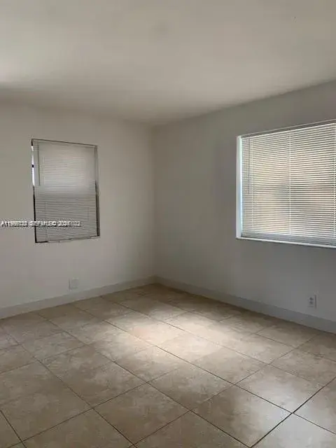 3050 NW 8th Pl, Fort Lauderdale FL 33311