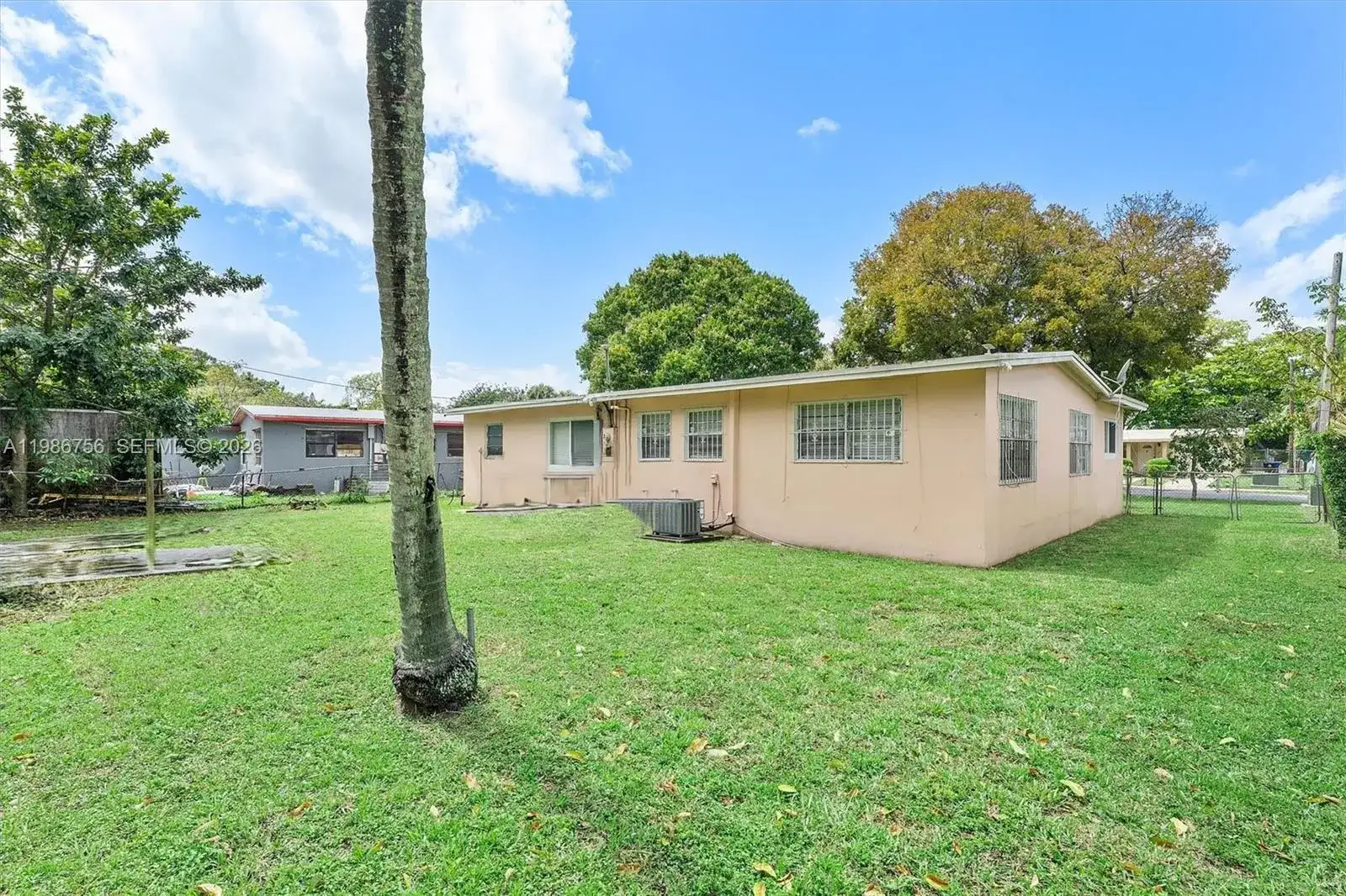 1804 NW 18th Ct, Fort Lauderdale FL 33311 photo 3