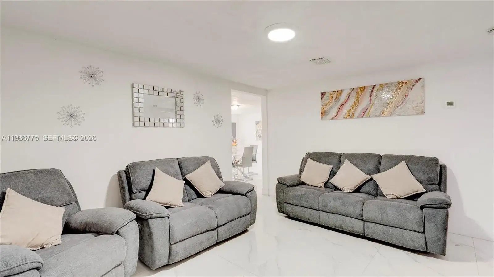 10529 NW 35th Ave, Miami FL 33147 photo 4