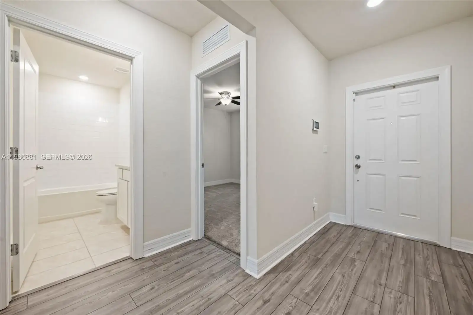 3125 Buttonwood Ct, Lauderdale Lakes FL 33311 photo 3