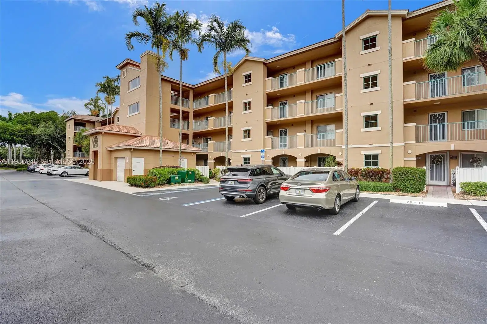 12547 Imperial Isle Dr # 206, Boynton Beach FL 33437