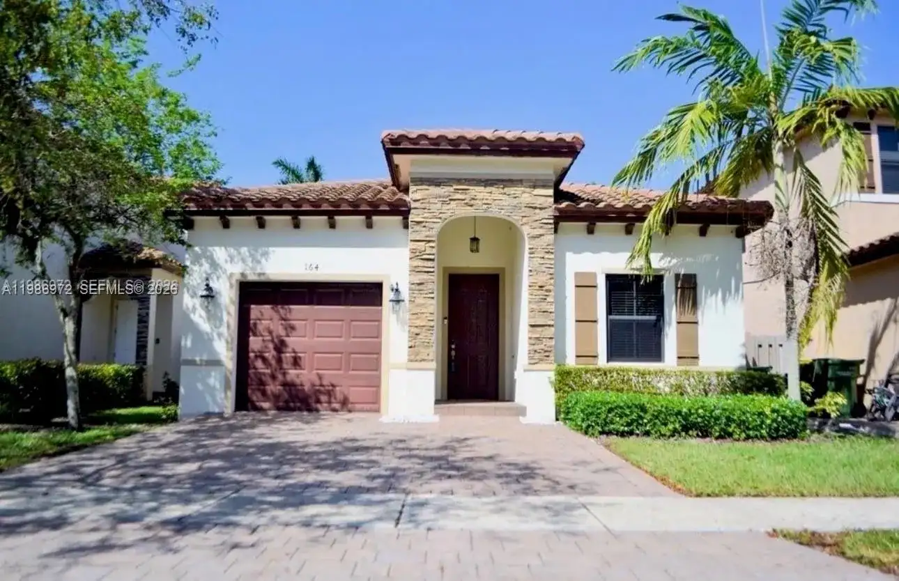 164 NE 23rd Ter, Homestead FL 33033 photo 3