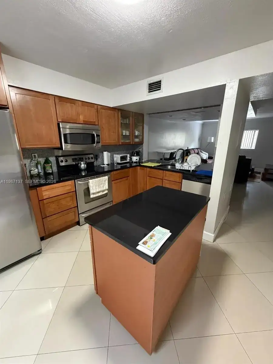 8240 SW 149th ct # 202, Miami FL 33193 photo 2
