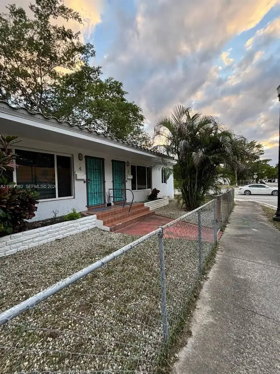 2 NE 45th St, Miami FL 33137 photo 3