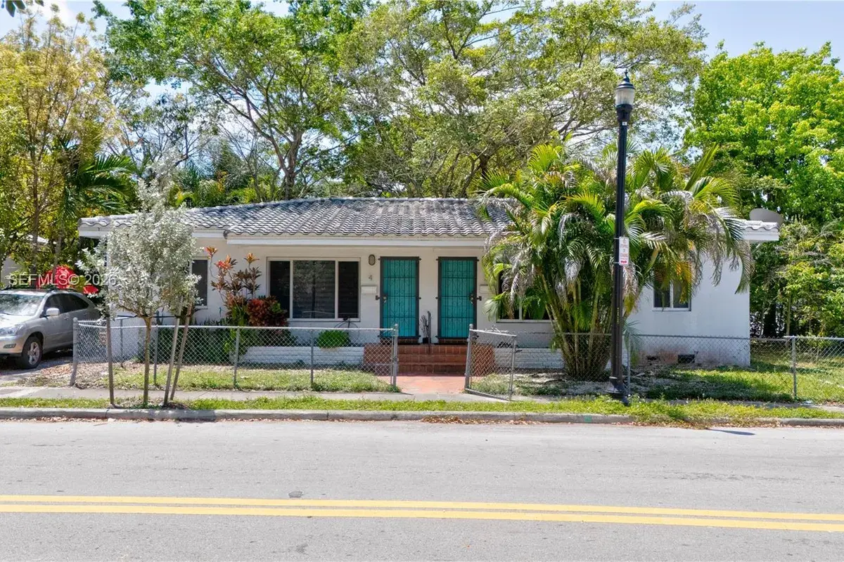 2 NE 45th St, Miami FL 33137