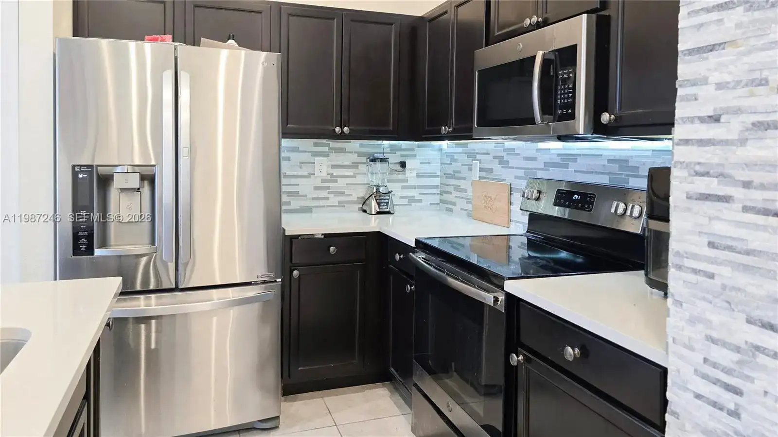 134 NE 23rd Ter, Homestead FL 33033 photo 3