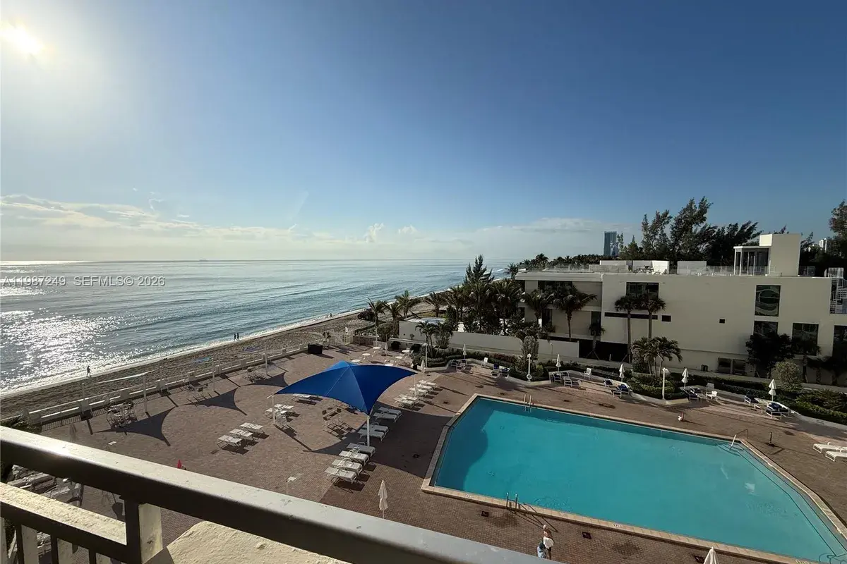 3180 S Ocean Dr # 509, Hallandale Beach FL 33009