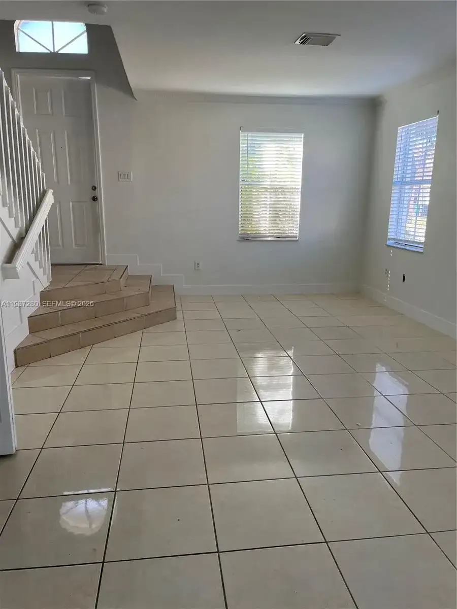 27501 SW 138th Ave, Homestead FL 33032 photo 4
