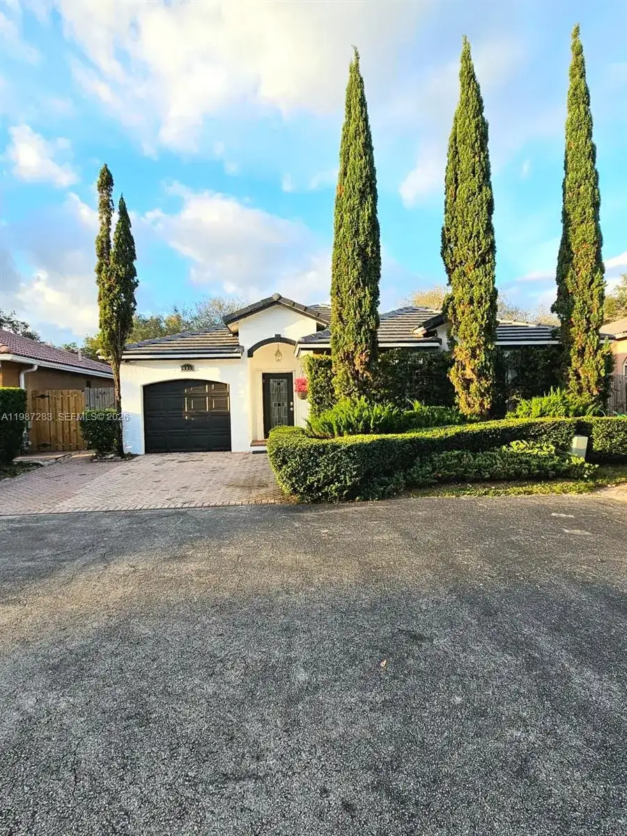 8003 SW 158th Pl, Miami FL 33193 photo 2