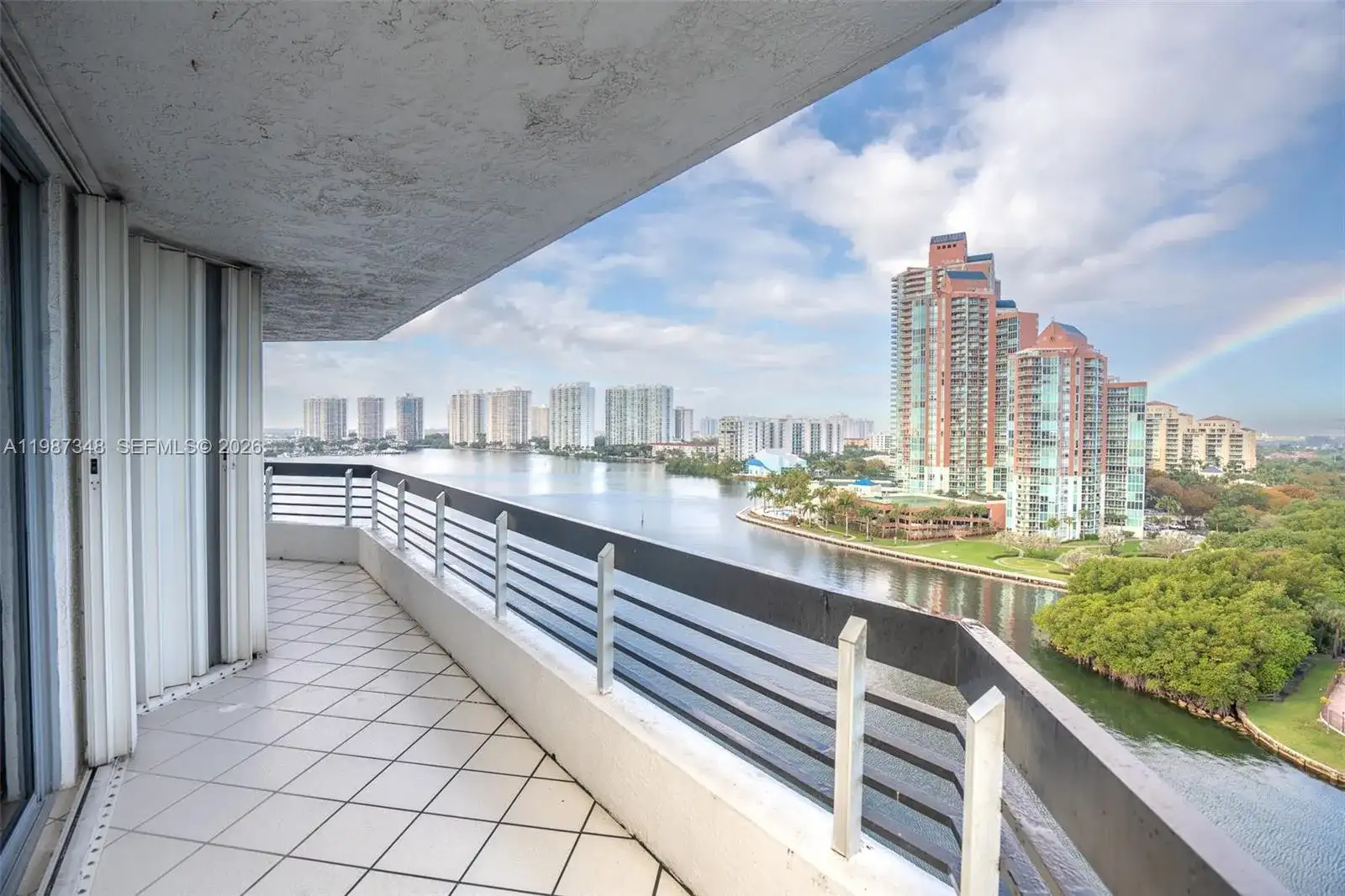 3530 Mystic Pointe Dr # 1401, Aventura FL 33180 photo 5