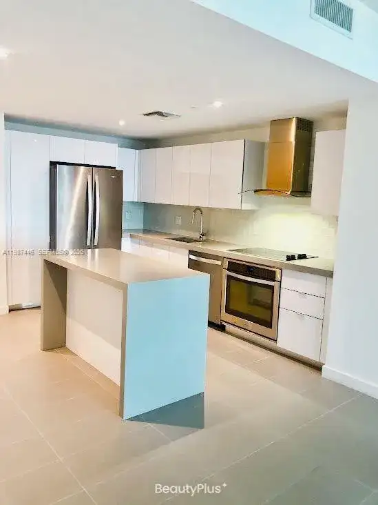 1600 NE 1st Ave # 1715, Miami FL 33132 photo 5