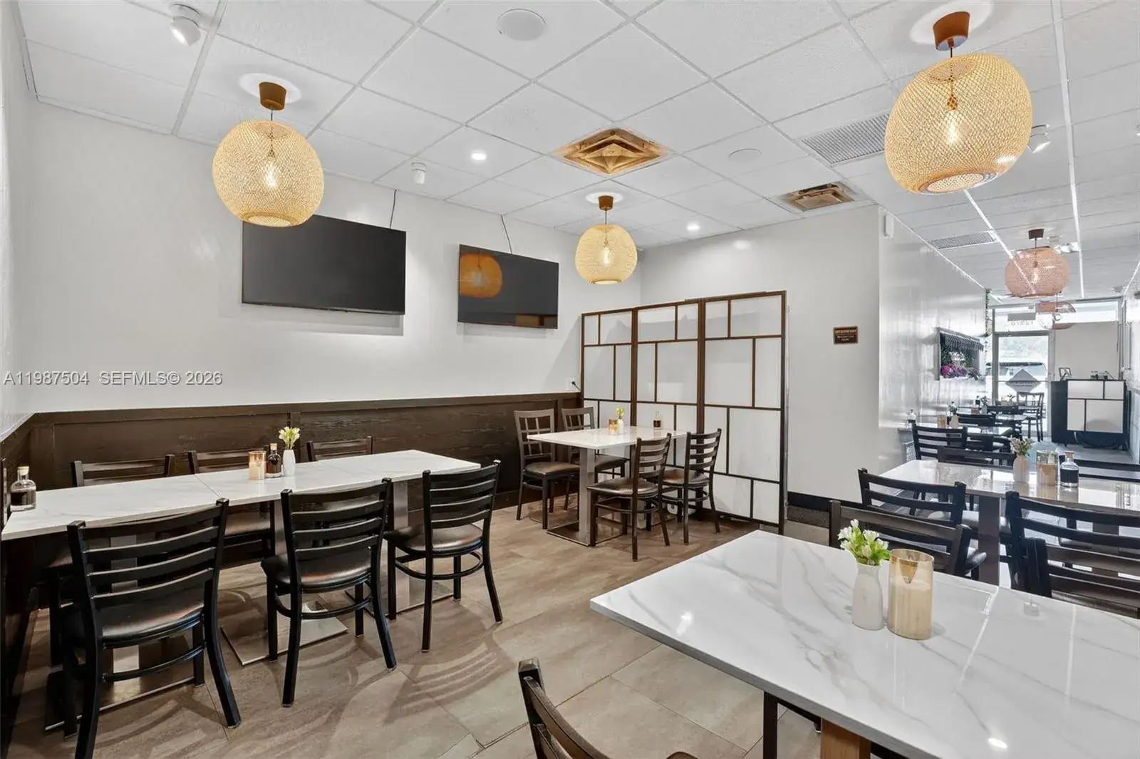 Restaurant For Sale in the heart of Kendall, Kendall FL 33186