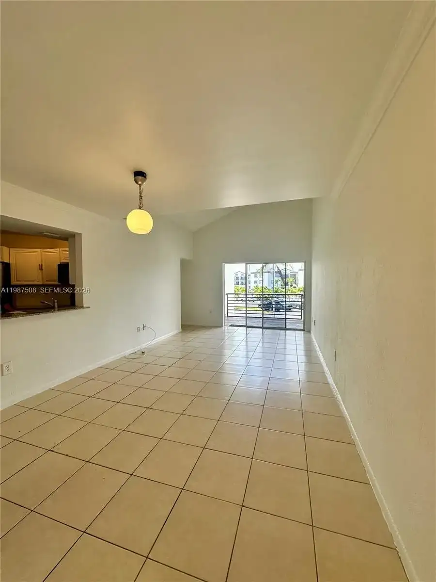 9701 Fontainebleau Blvd # C203, Miami FL 33172 photo 3