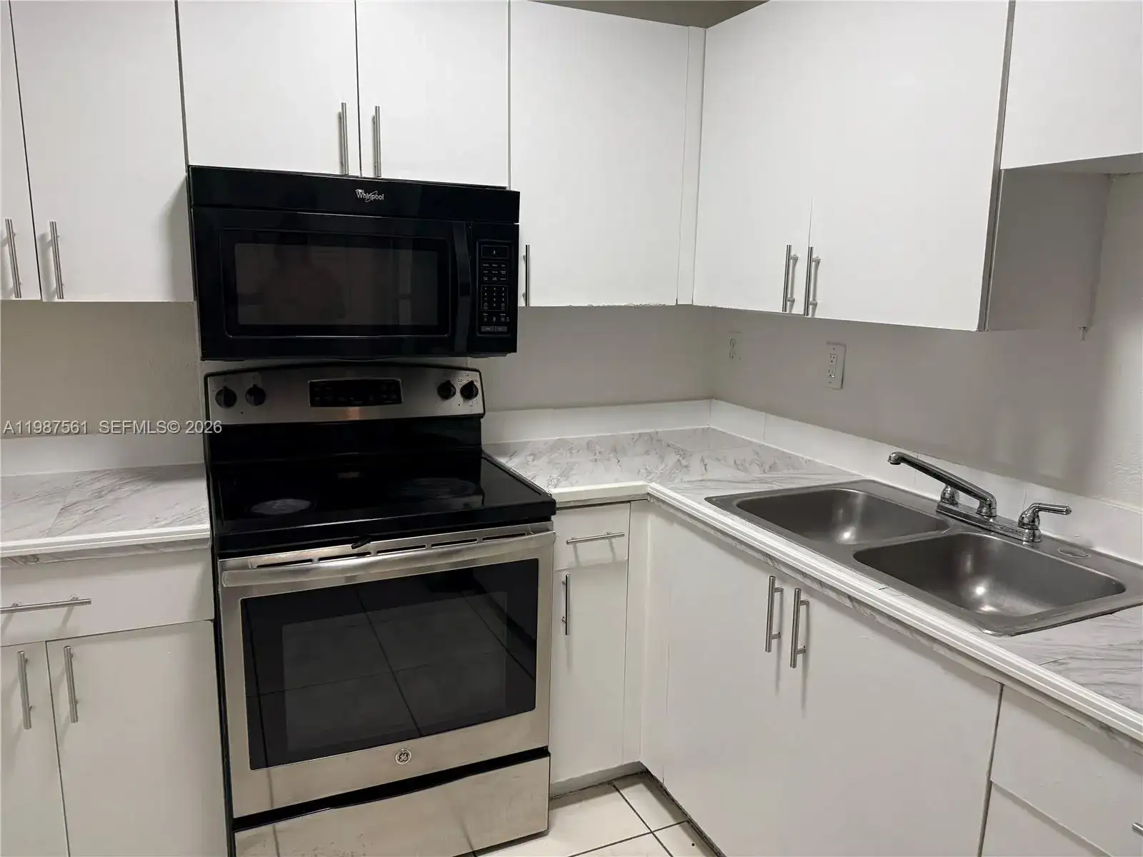 5755 W 20th Ave # 201, Hialeah FL 33012 photo 2