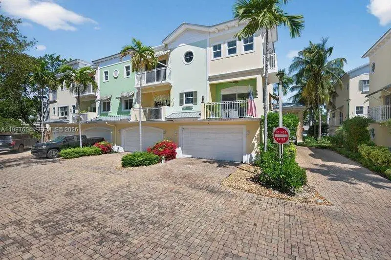 630 SE 15th St # 5, Fort Lauderdale FL 33316