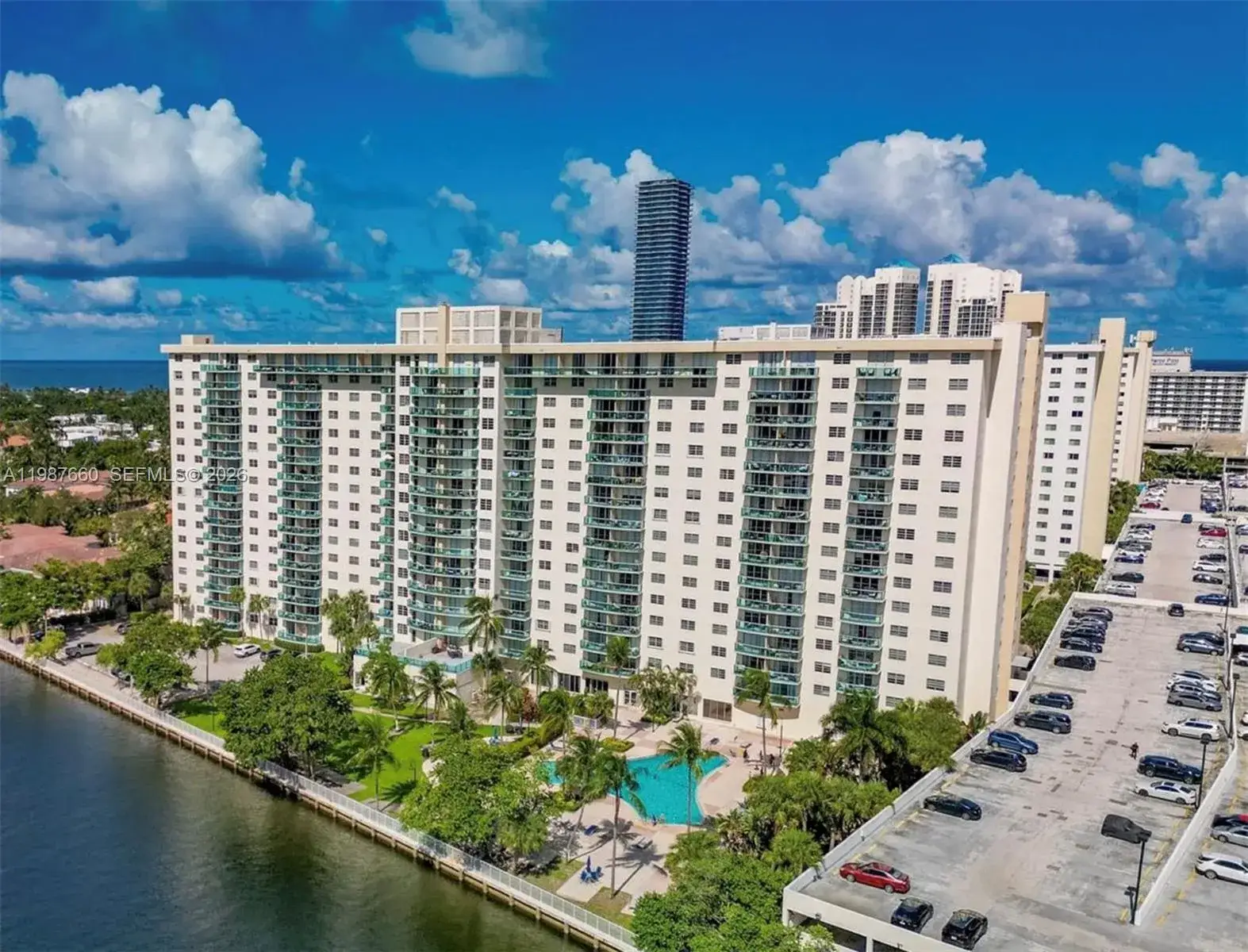 19390 Collins Ave # 1623, Sunny Isles Beach FL 33160