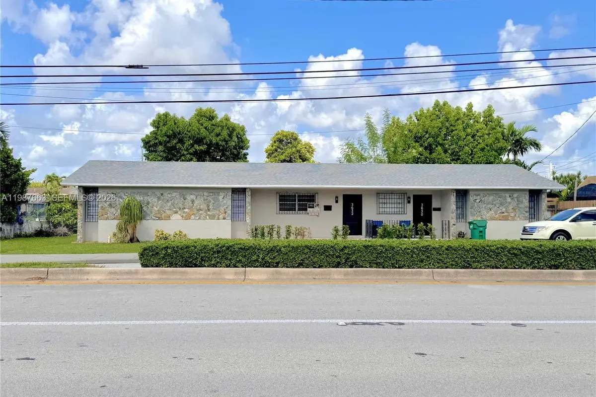 3630 SW 87th Ave, Miami FL 33165