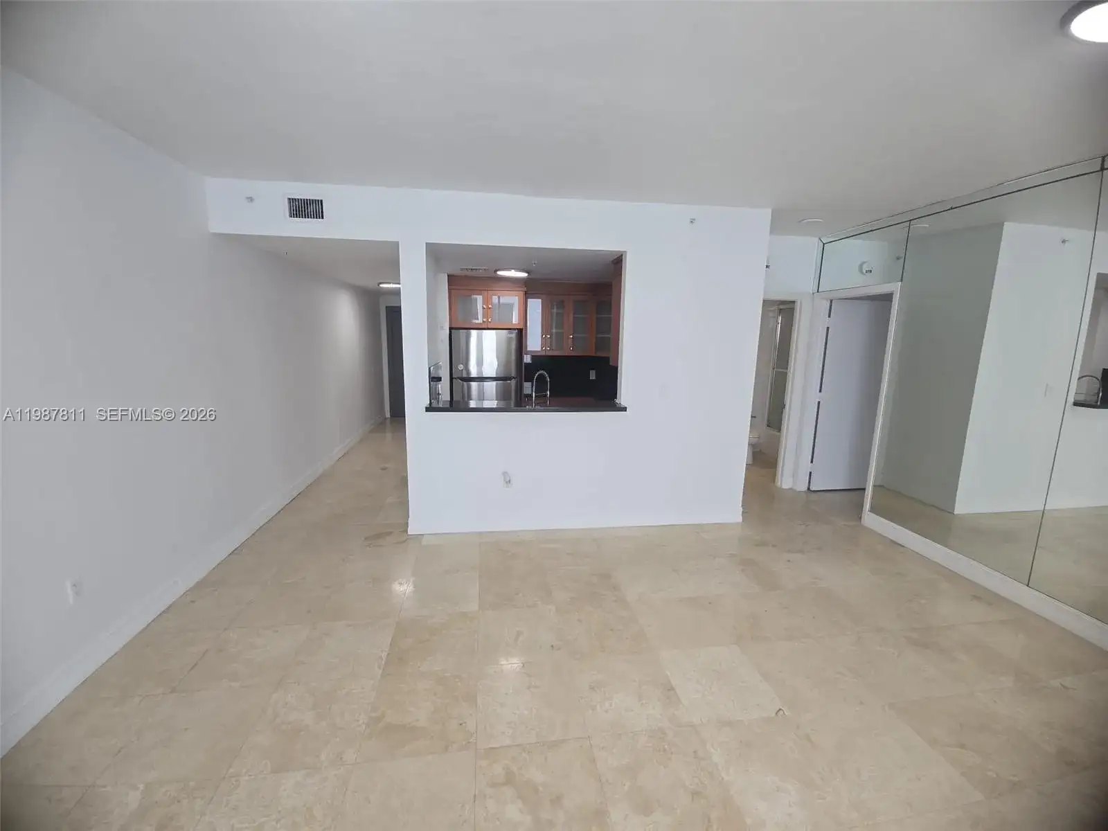 185 SE 14th Ter # 2701, Miami FL 33131 photo 4