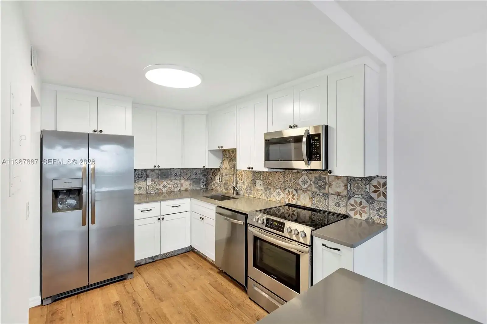 13499 Biscayne Blvd # 613, North Miami FL 33181 photo 4