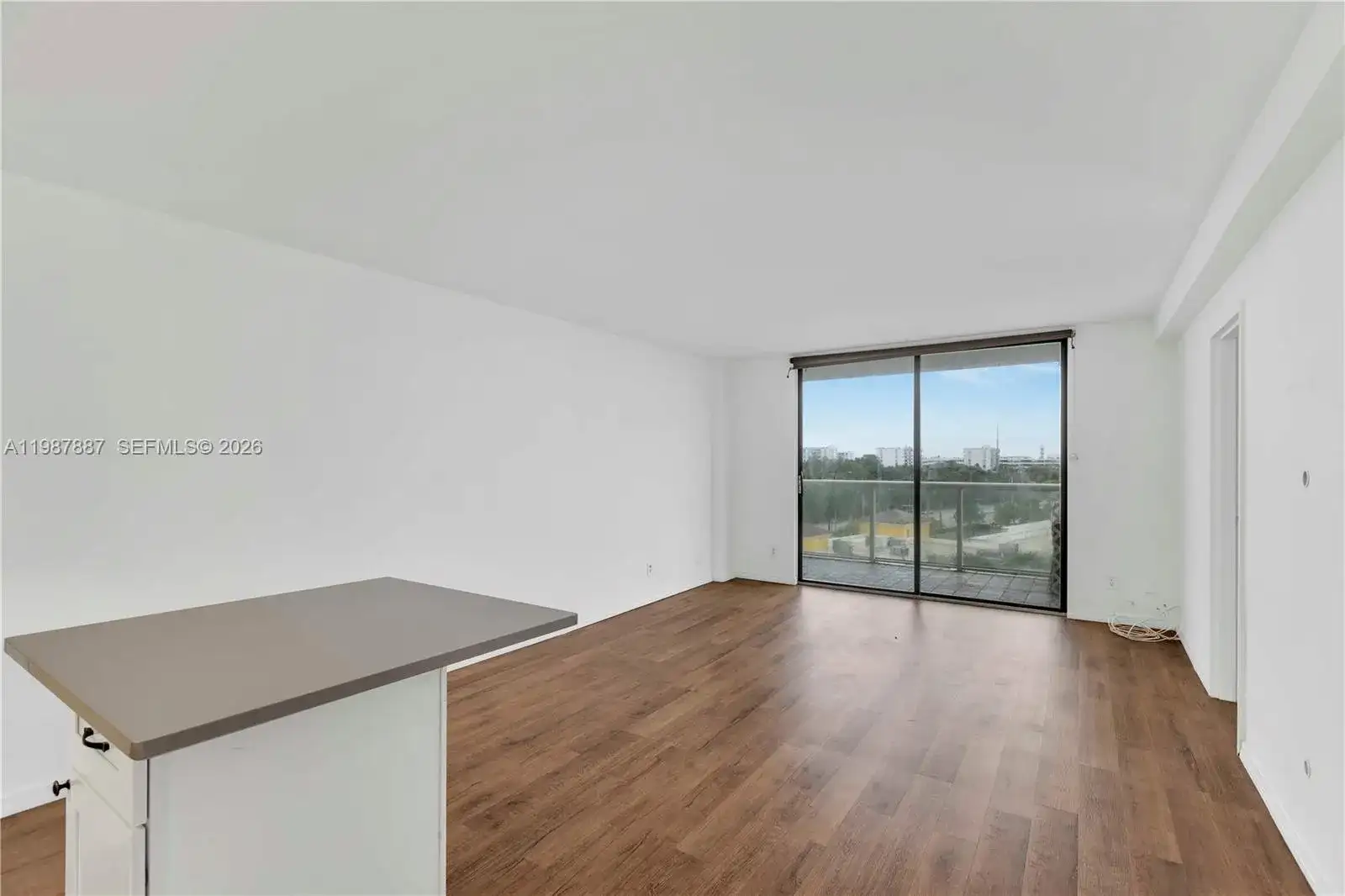 13499 Biscayne Blvd # 613, North Miami FL 33181 photo 5