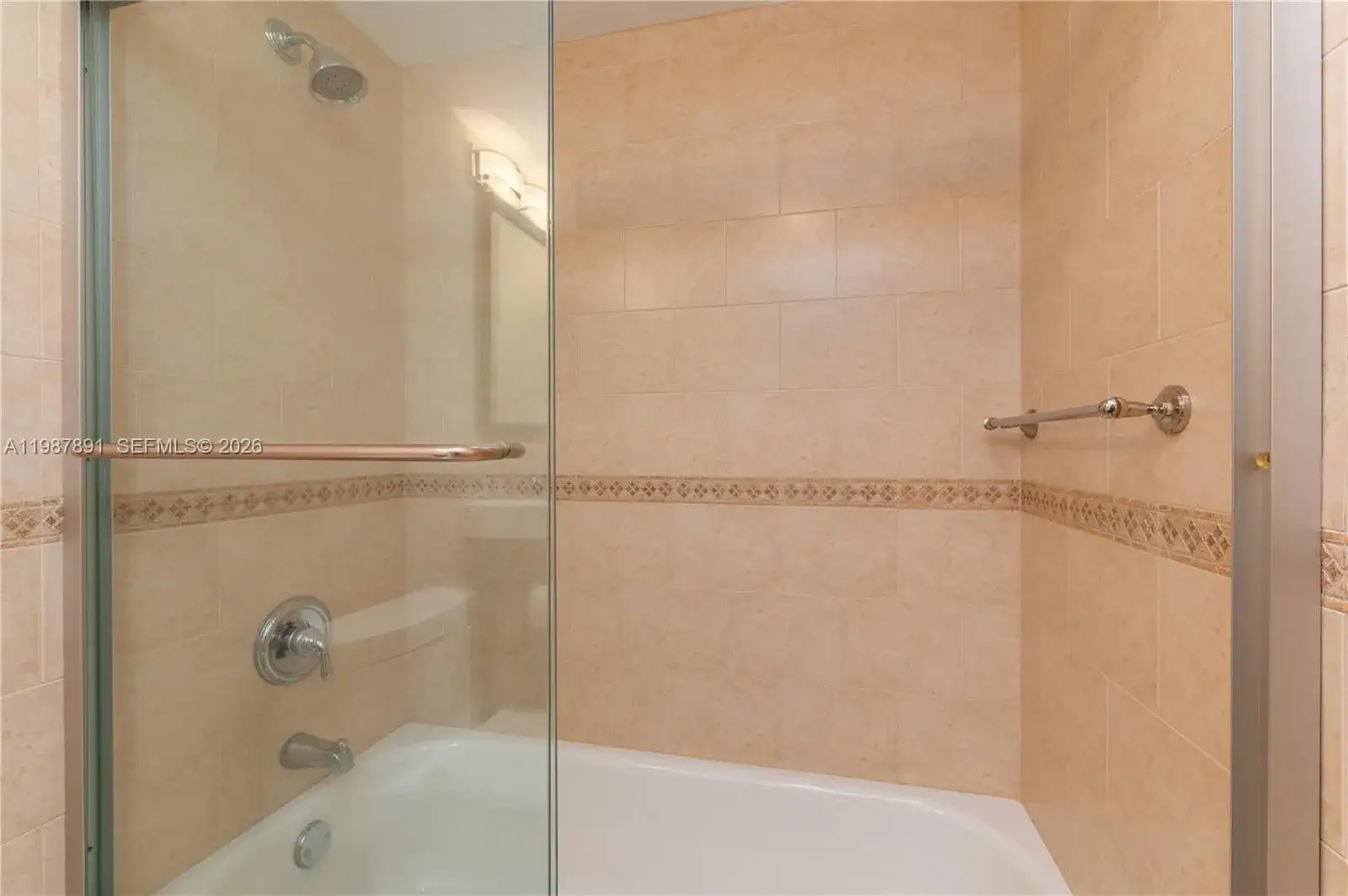 545 SE 12th St # 305, Dania Beach FL 33004 photo 5