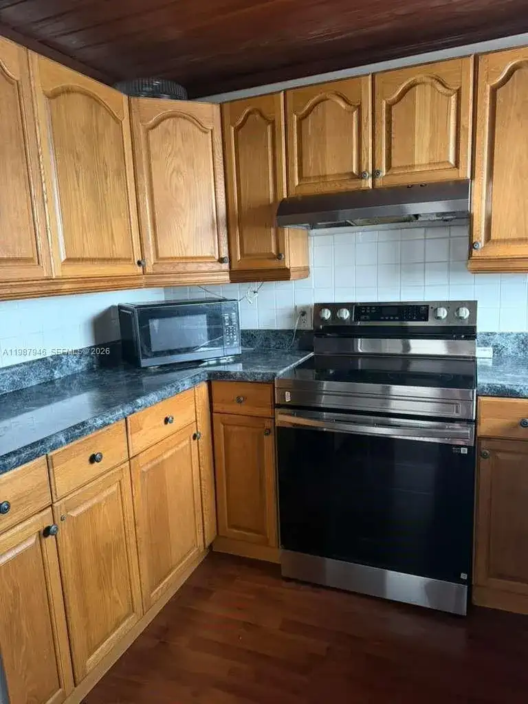 200 S Waterway Dr S # 303, Lantana FL 33462 photo 2