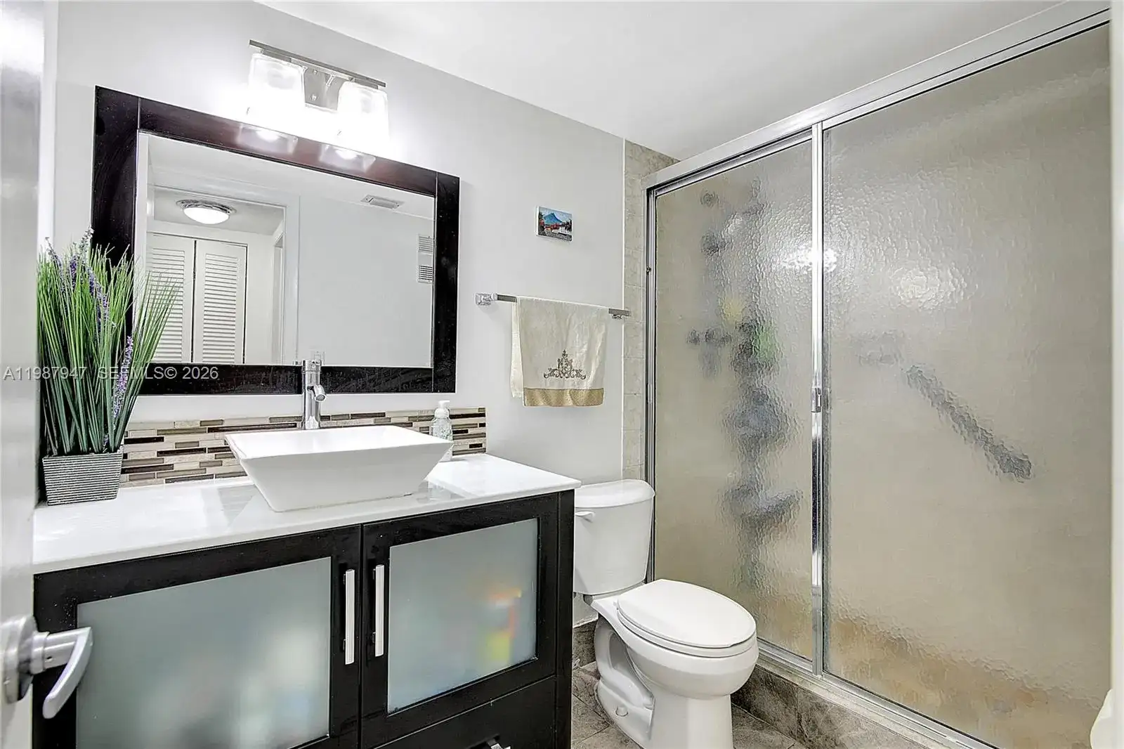 1100 Colony Point Cir # 302, Pembroke Pines FL 33026 photo 4
