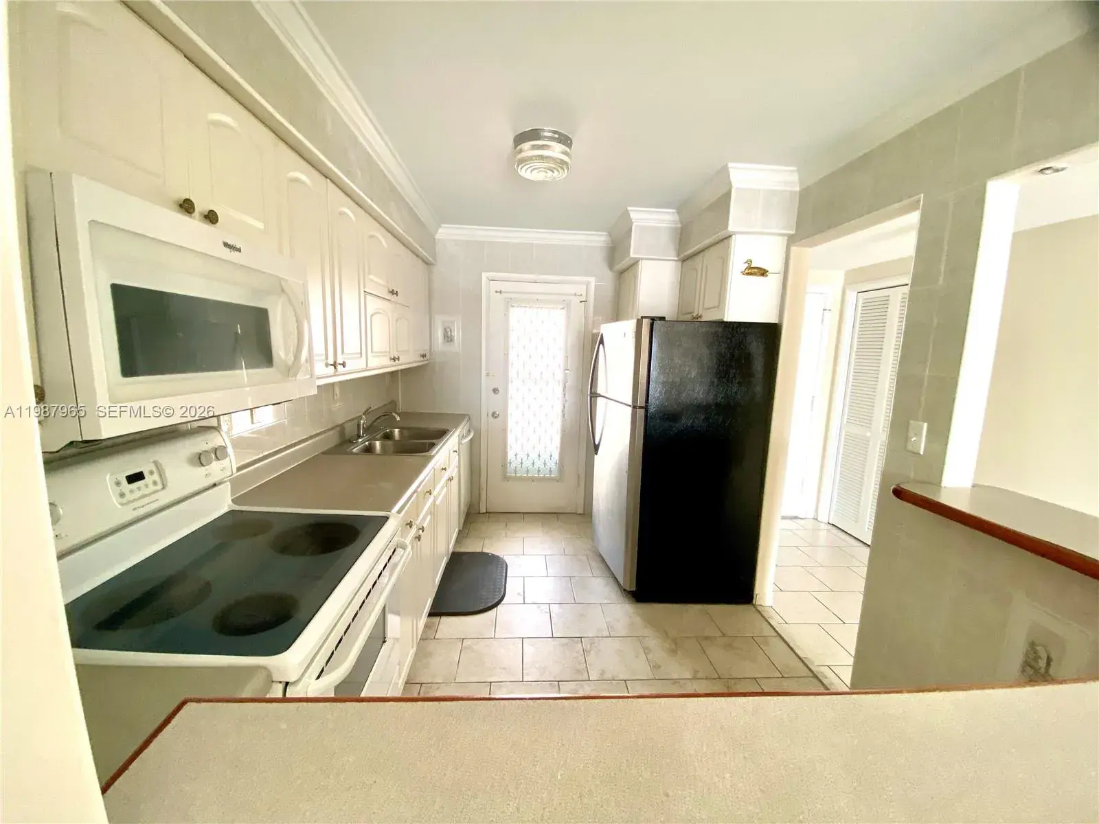 400 Golden Isles Dr # 43, Hallandale Beach FL 33009