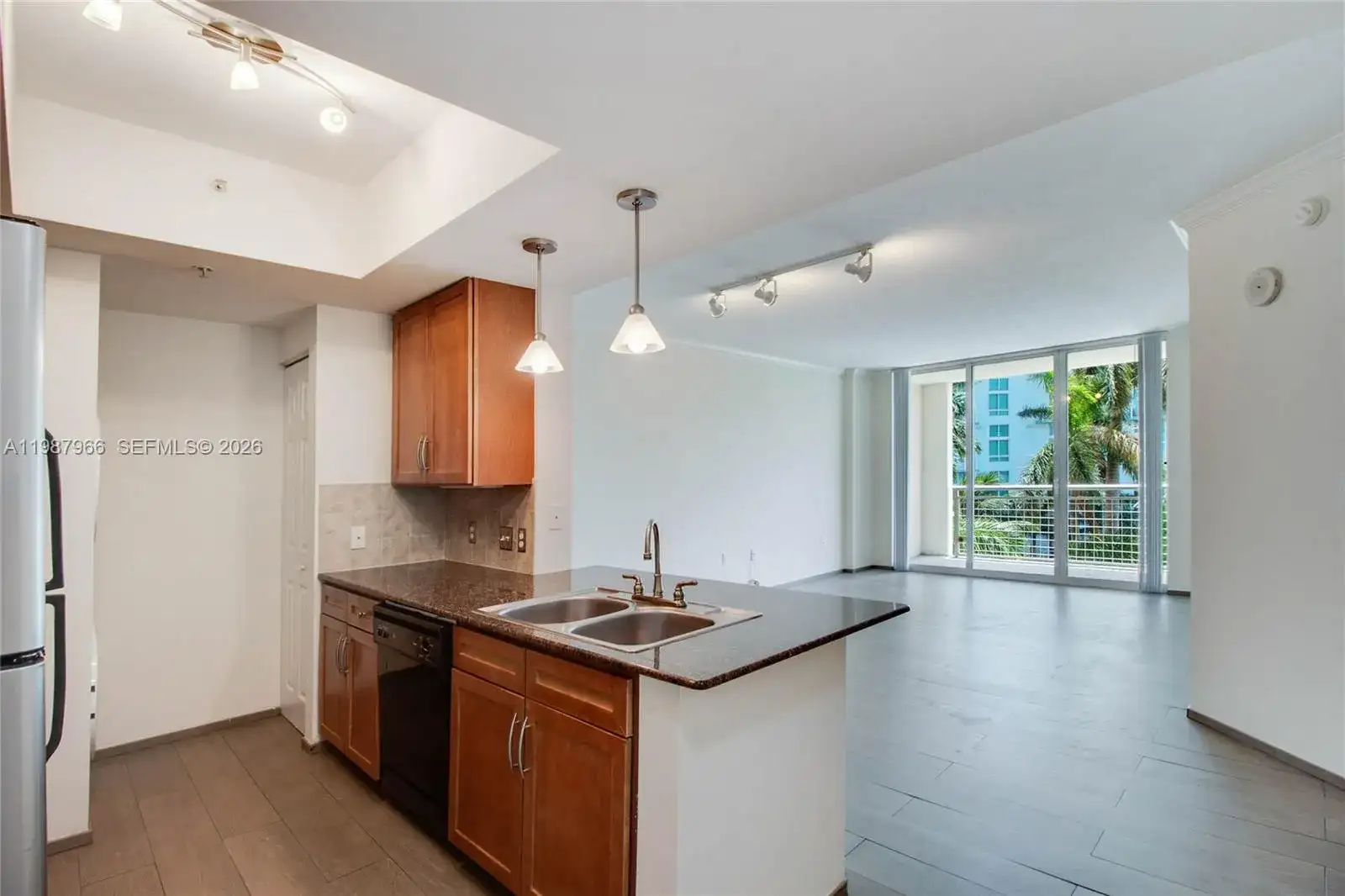 2000 N Bayshore Dr # 506, Miami FL 33137 photo 4
