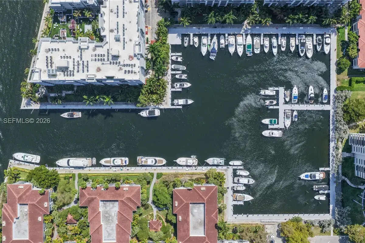 3200 N Port Royale Dr N # 210, Fort Lauderdale FL 33308