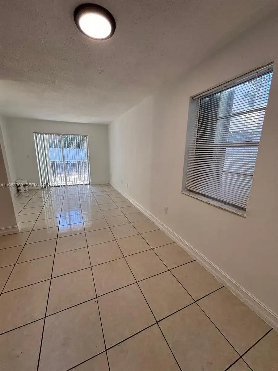 1638 NW 4th St # 3, Miami FL 33125 photo 4