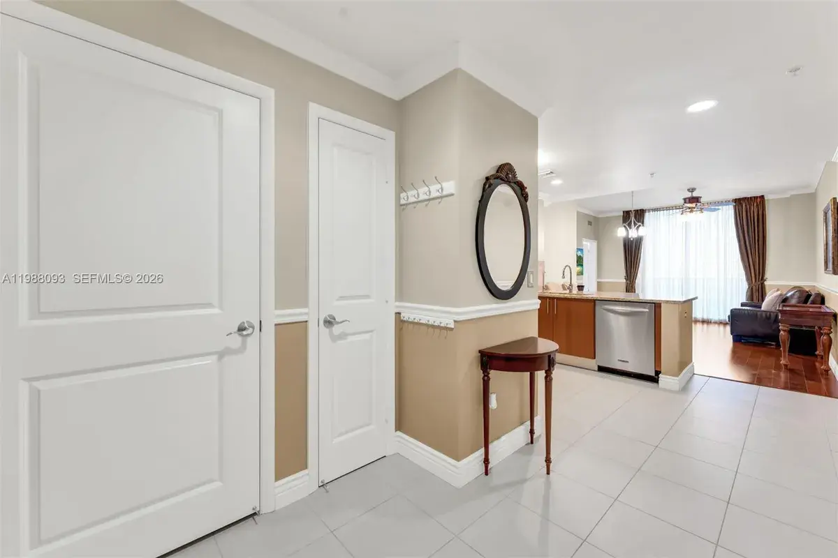 1945 S Ocean Dr # 604, Hallandale Beach FL 33009