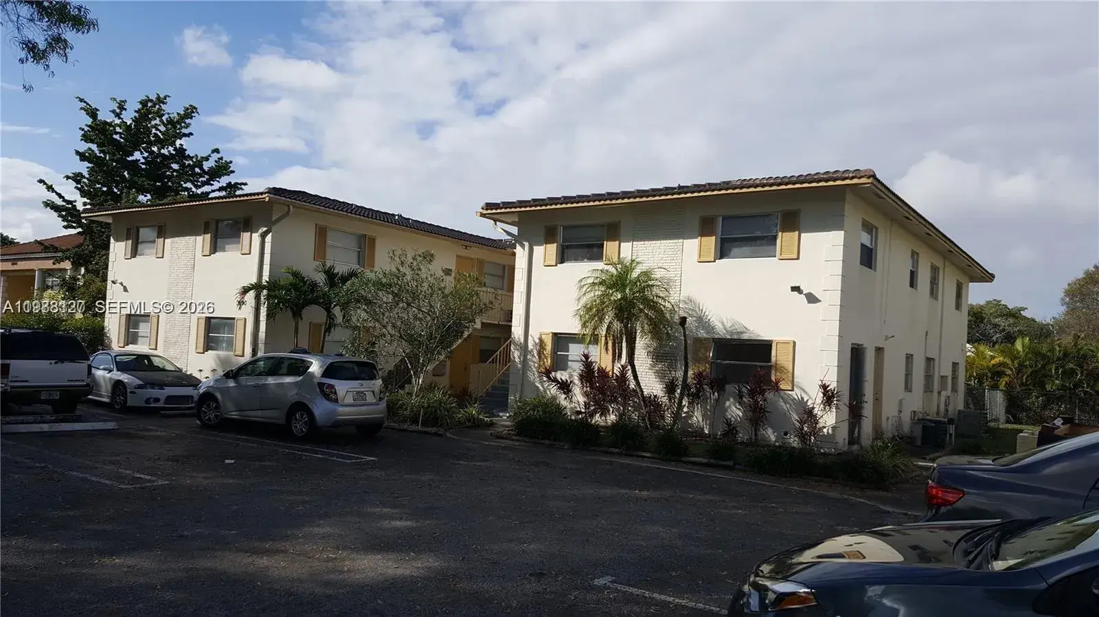 3090 Coral Springs Dr # 1, Coral Springs FL 33065