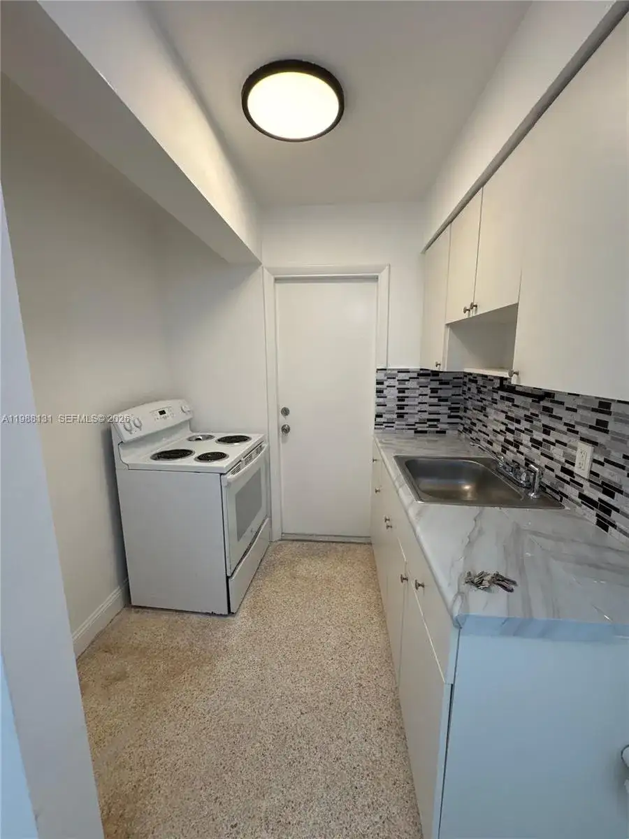 2429 SW 9th St # 7, Miami FL 33135 photo 4