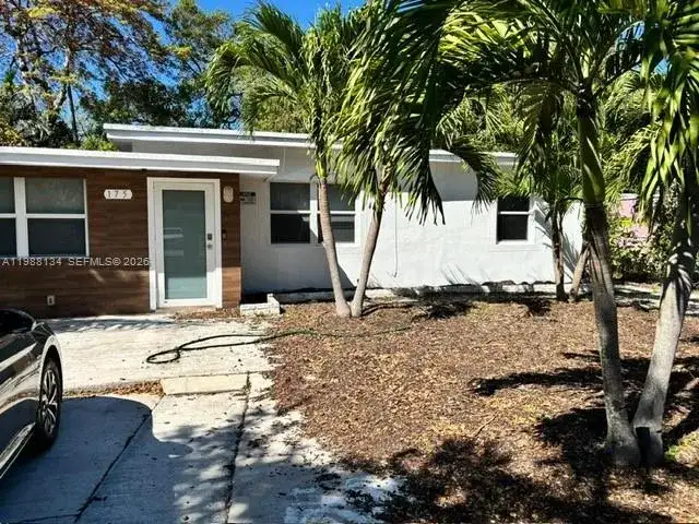 175 NW 121st St, North Miami FL 33168 photo 4