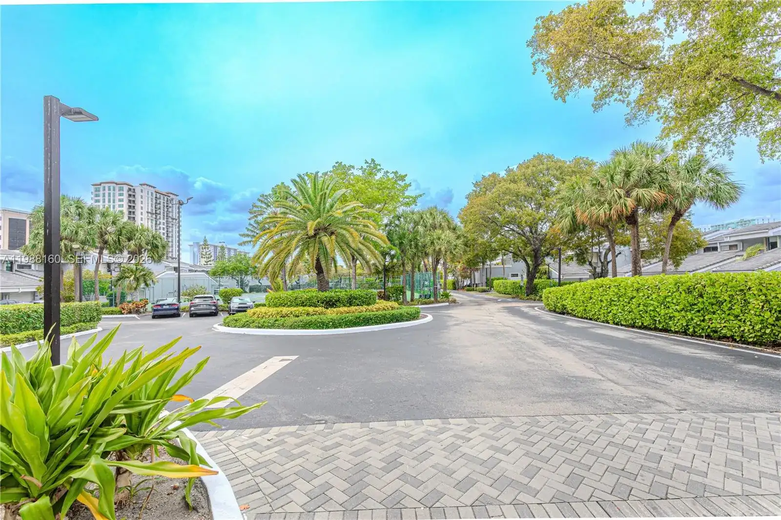 231 Poinciana Dr # 401, Sunny Isles Beach FL 33160 photo 2