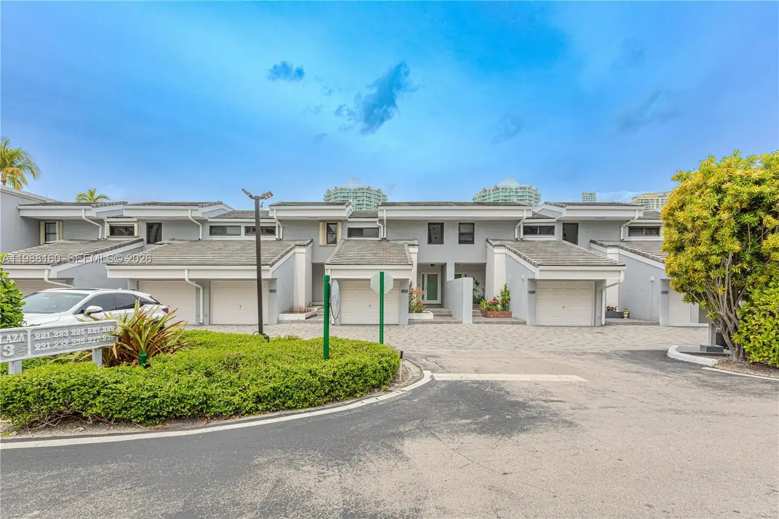 231 Poinciana Dr # 401, Sunny Isles Beach FL 33160 photo 3